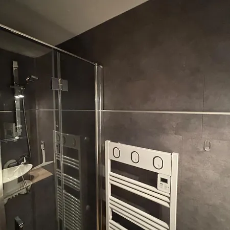 24 M2 4 Personnes Appartement